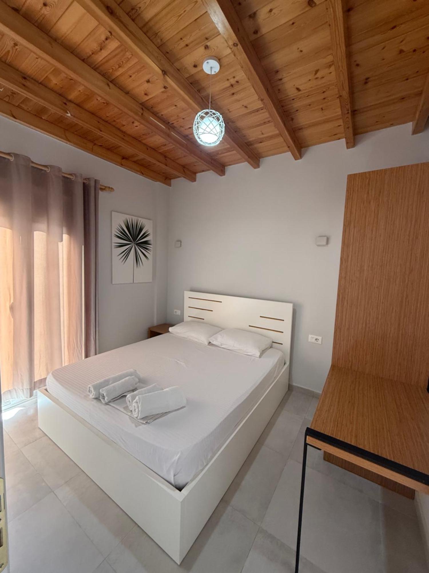 Maison Apartments Vlore Exterior photo