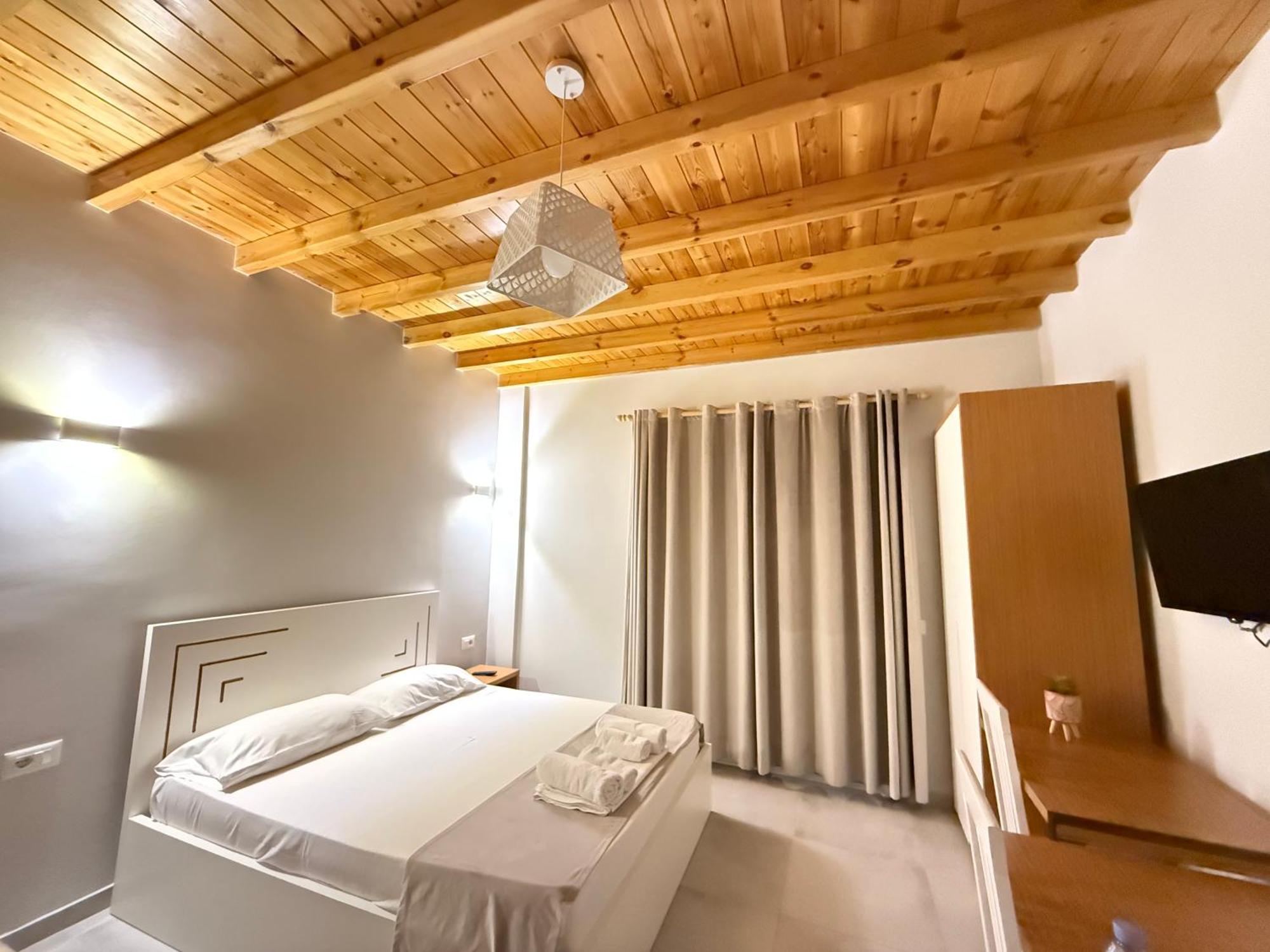 Maison Apartments Vlore Exterior photo